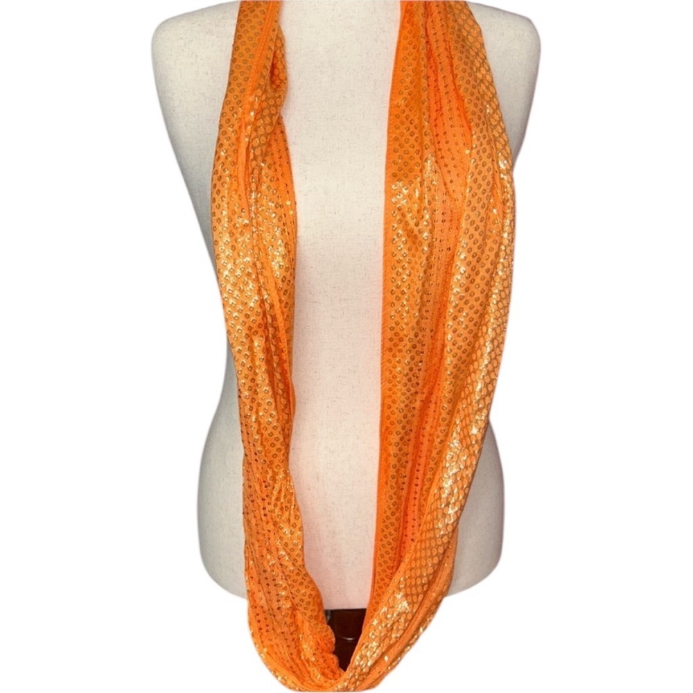 NWOT sequin infinity scarf